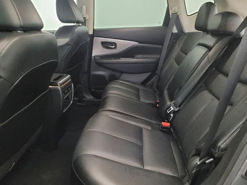 Used 2020 Nissan Murano SL w/ Moonroof Package image 18