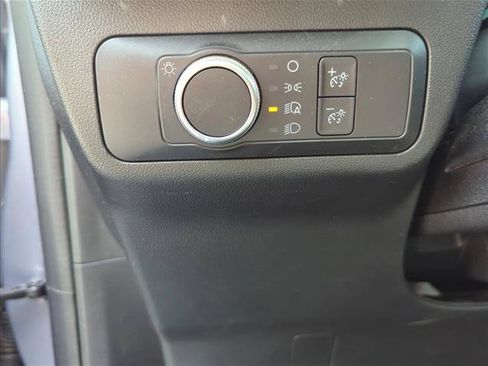 Used 2022 Ford Escape SE FWD image 10
