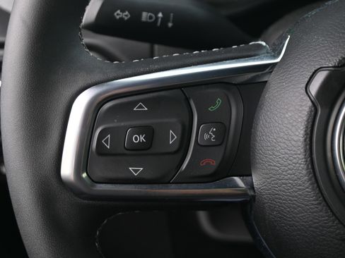 Used 2025 Jeep Wrangler Sahara w/ Safety Group image 30