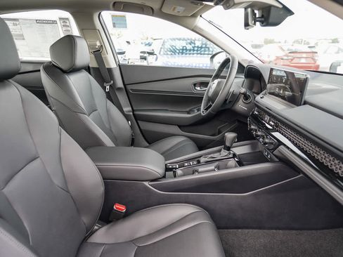 New 2025 Honda Accord EX-L image 19