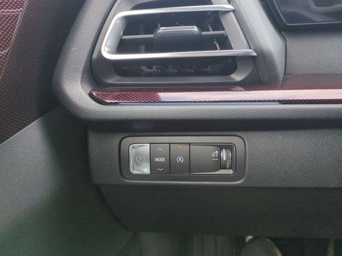 New 2026 Chevrolet Traverse RS w/ LPO, Floor Liner Package FWD image 27