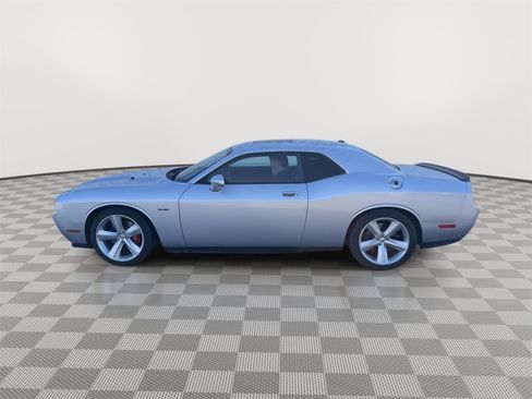 Used 2009 Dodge Challenger SRT8 w/ SRT Option Group II RWD image 5