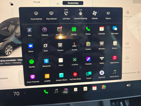 Used 2023 Tesla Model Y Long Range image 21