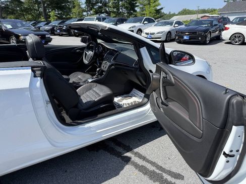 Used 2019 Buick Cascada Sport Touring w/ Dark Effects Package FWD image 10