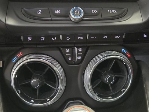 Used 2018 Chevrolet Camaro ZL1 RWD image 12