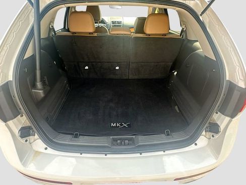 Used 2015 Lincoln MKX AWD w/ Equipment Group 102A image 26