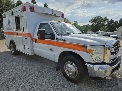 Used 2016 Ford F350 XLT image 7