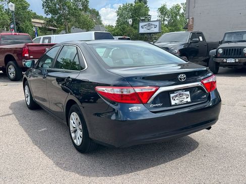 Used 2017 Toyota Camry LE FWD image 8