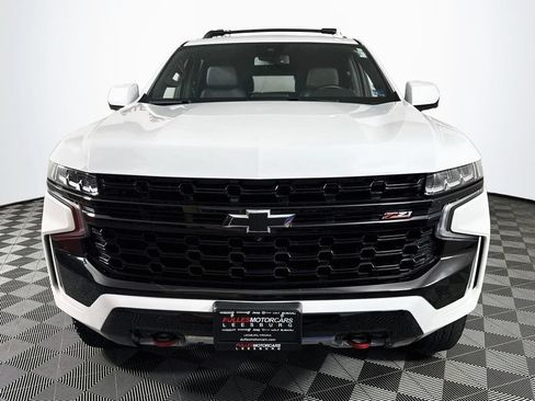 Used 2023 Chevrolet Tahoe Z71 w/ Luxury Package AWD/4WD image 2