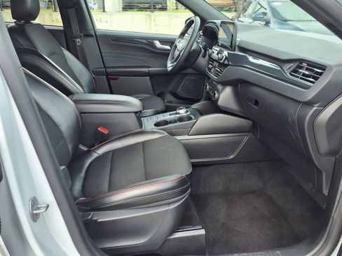 Used 2025 Ford Escape ST-Line AWD/4WD image 19