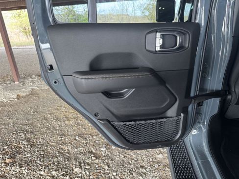 New 2026 Jeep Gladiator Sport image 25