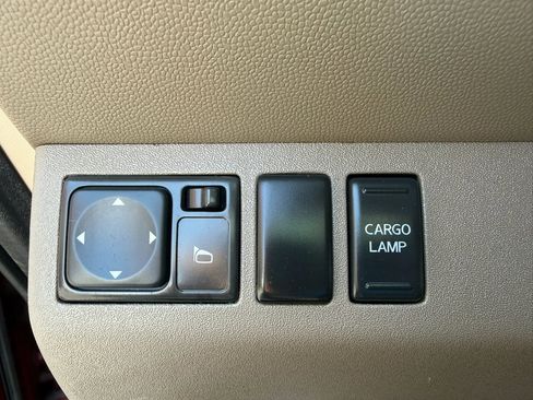 Used 2010 Nissan Frontier SE RWD image 17
