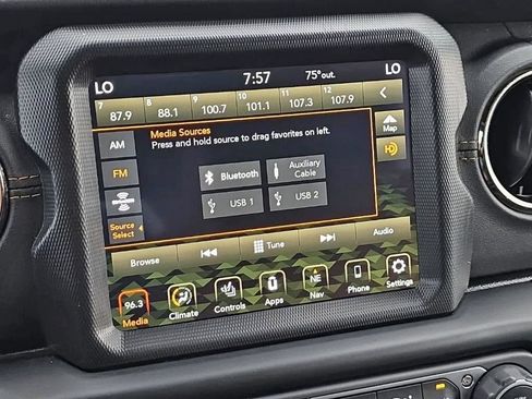 Used 2021 Jeep Wrangler Unlimited Sahara AWD/4WD image 24