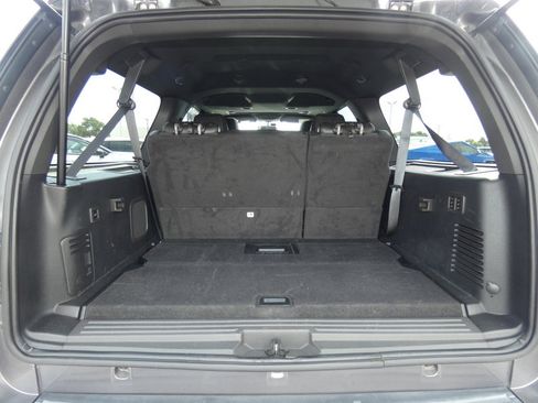 Used 2013 Lincoln Navigator L 4WD w/ HD Trailer Tow Pkg image 6