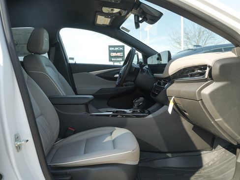 New 2026 Buick Envista Preferred FWD image 11