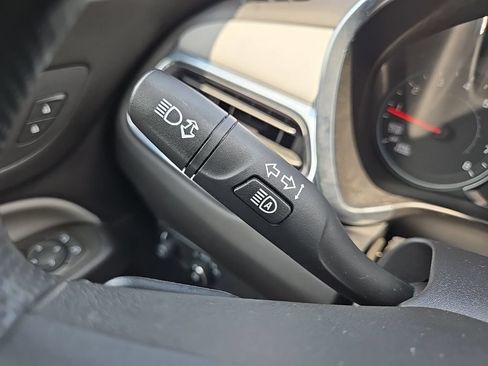 Used 2023 Chevrolet Equinox LS w/ LS Convenience Package FWD image 41