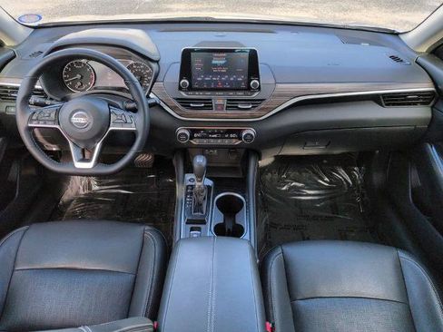 Certified 2020 Nissan Altima 2.5 Platinum FWD image 14