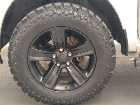 Used 2017 RAM 1500 Sport image 31