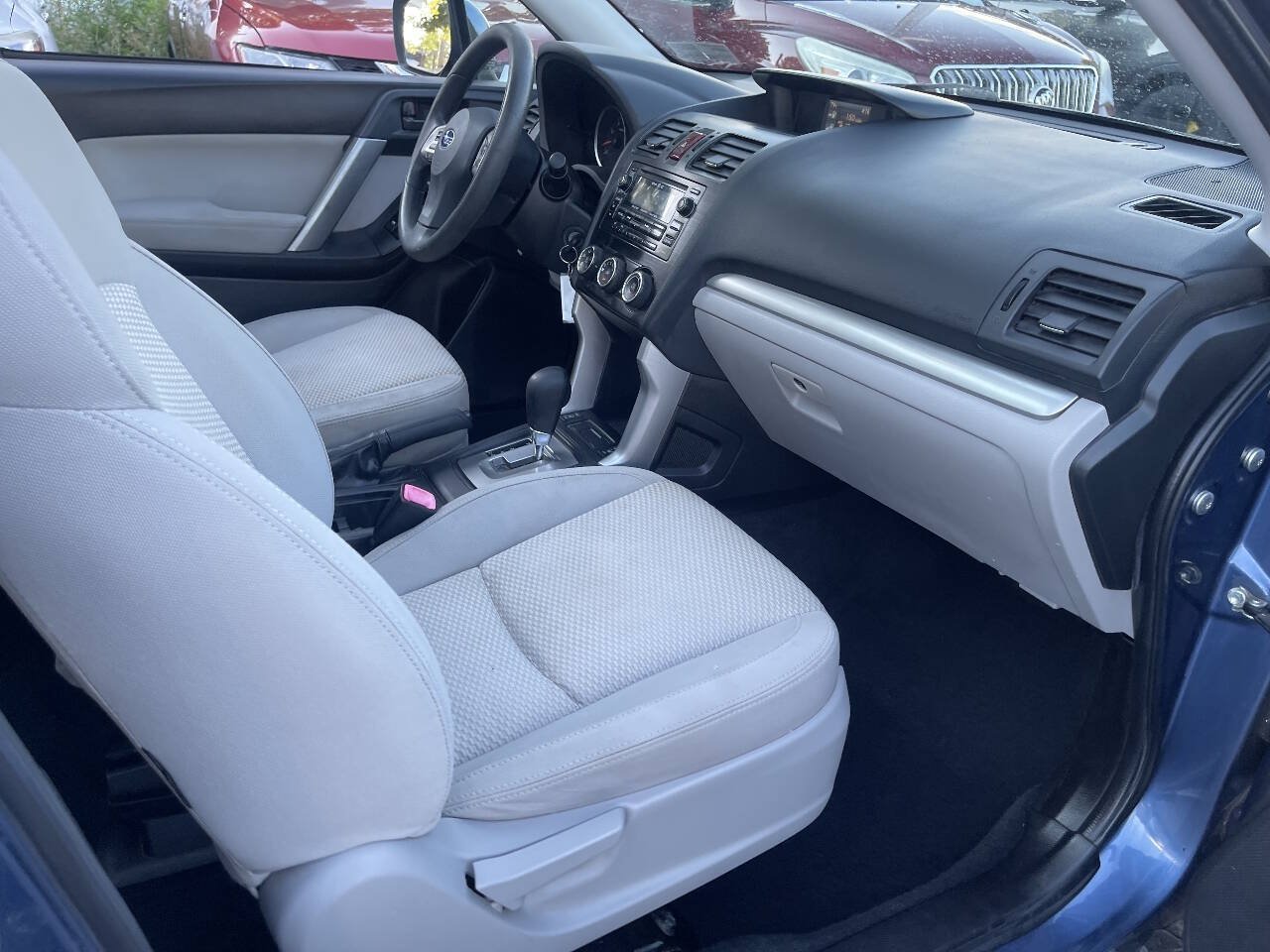 Used 2014 Subaru Forester 2.5i Premium w/ All-Weather Package AWD/4WD image 31