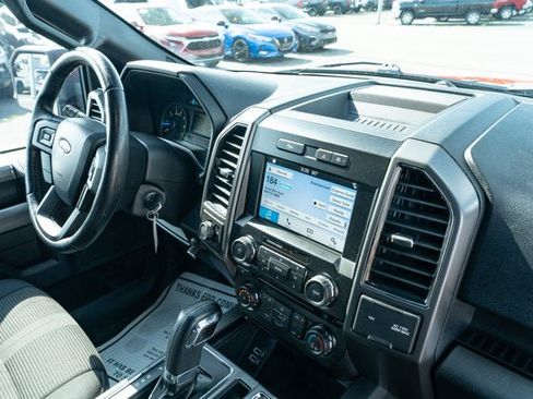 Used 2017 Ford F150 XLT w/ Equipment Group 302A Luxury AWD/4WD image 41