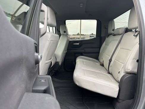 Used 2019 Chevrolet Silverado 1500 Custom Trail Boss w/ Custom Convenience Package image 15