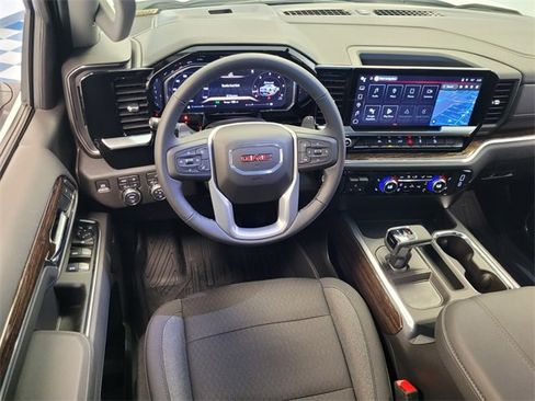 New 2026 GMC Sierra 1500 Elevation image 6