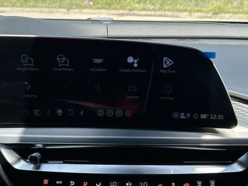 New 2025 Cadillac XT5 Premium Luxury image 18