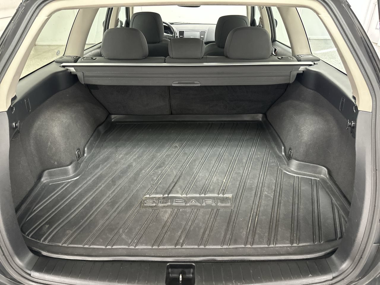 Used 2006 Subaru Outback 2.5i AWD/4WD image 24