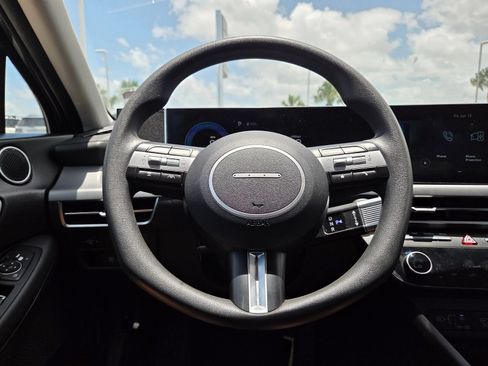 Used 2024 Hyundai Sonata SEL FWD image 12