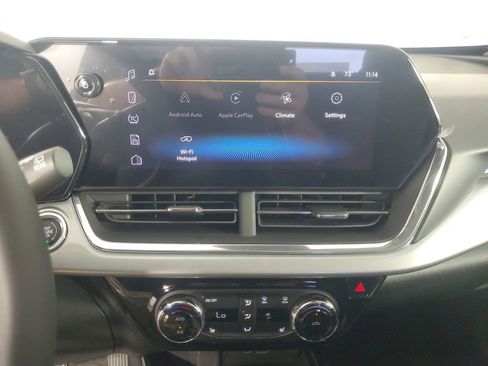 New 2026 Chevrolet Trax LT w/ Midnight Edition image 16