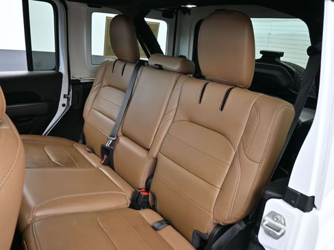 Used 2022 Jeep Wrangler Unlimited Sahara w/ Safety Group image 37