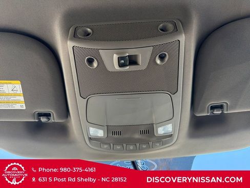 Used 2017 Ford F250 Lariat w/ Chrome Package image 30