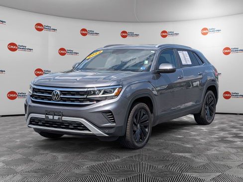 Used 2022 Volkswagen Atlas Cross Sport SE AWD/4WD image 1