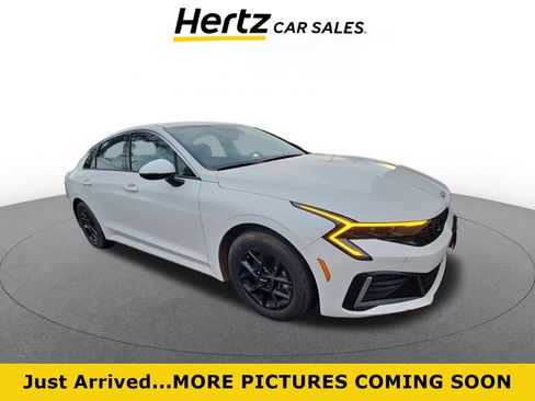 Used 2025 Kia K5 LXS image 1