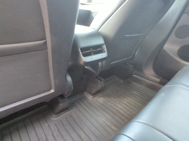 Used 2024 Tesla Model Y Long Range RWD image 21