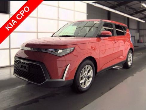 Certified 2024 Kia Soul LX w/ Option Group 015 FWD image 1