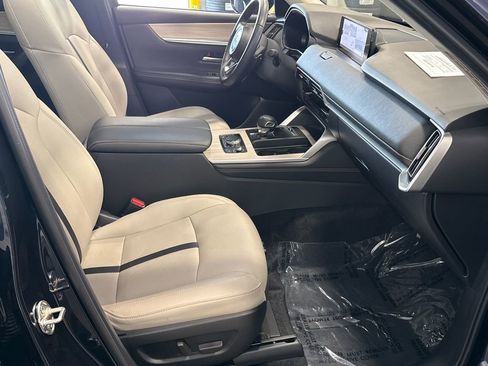 Certified 2024 MAZDA CX-90 Plug-In Hybrid w/ Preferred AWD/4WD image 19