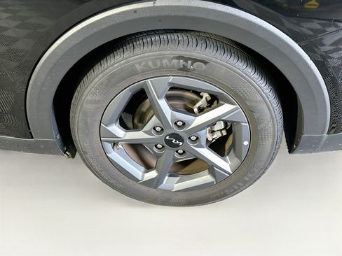 Used 2025 Kia K4 FWD image 11