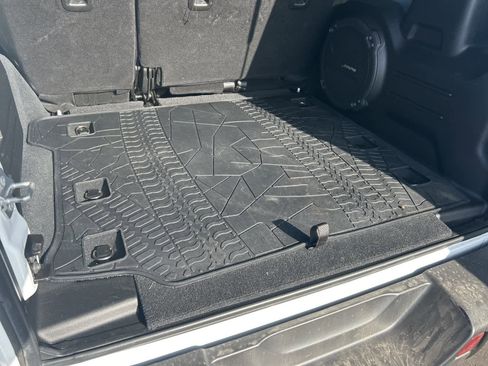 Used 2022 Jeep Wrangler Unlimited Sahara image 41