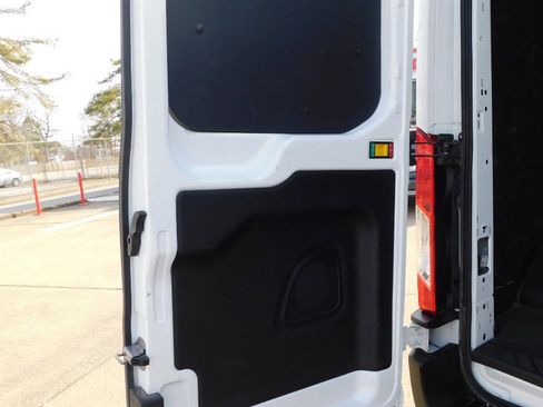 Used 2023 Ford Transit 250 Medium Roof w/ Load Area Protection Package image 34