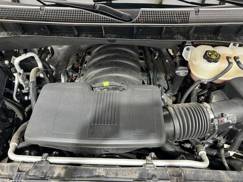 Used 2024 Chevrolet Silverado 1500 High Country w/ Technology Package AWD/4WD image 27