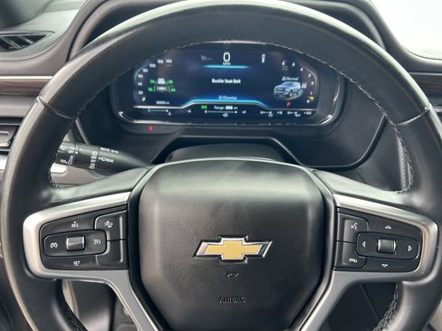 Used 2024 Chevrolet Tahoe LT image 13