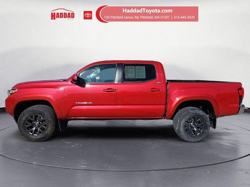 Used 2020 Toyota Tacoma SR5 image 2