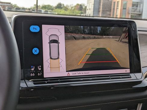 Certified 2026 Volkswagen Atlas SE AWD/4WD image 17