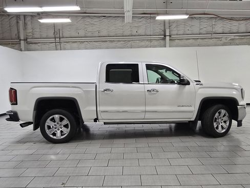 Used 2018 GMC Sierra 1500 SLT image 18