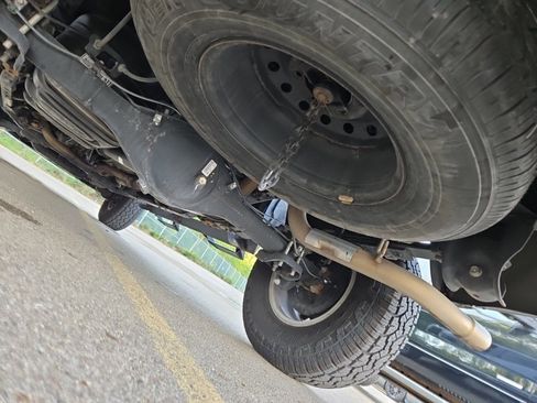 Used 2019 Toyota Tacoma SR5 image 12