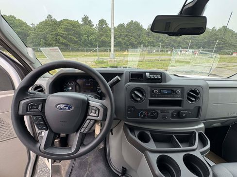 New 2027 Ford E-350 and Econoline 350 Super Duty w/ Power Equipment Group RWD image 12