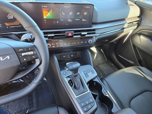 New 2026 Kia Sportage EX image 18
