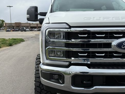 Used 2025 Ford F350 Lariat AWD/4WD image 6