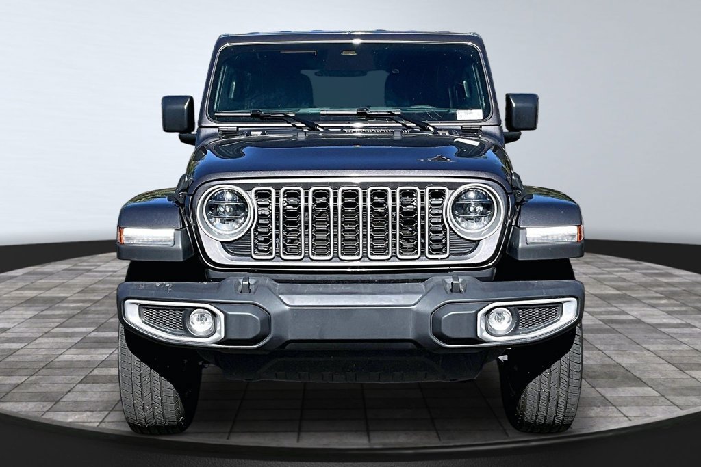 Used 2026 Jeep Wrangler Unlimited Sahara AWD/4WD image 26